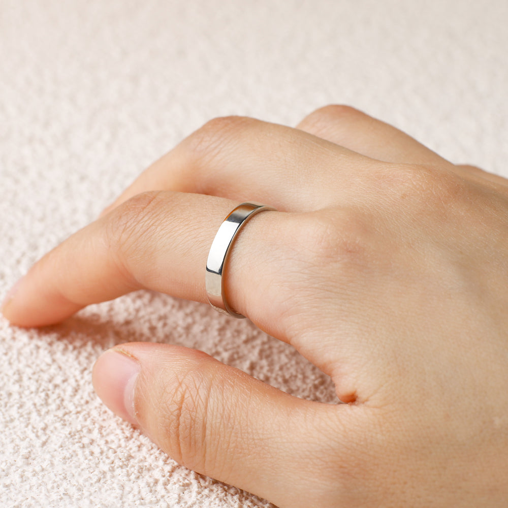The Timeless Band Ring - 925 Sterling Silver / 5