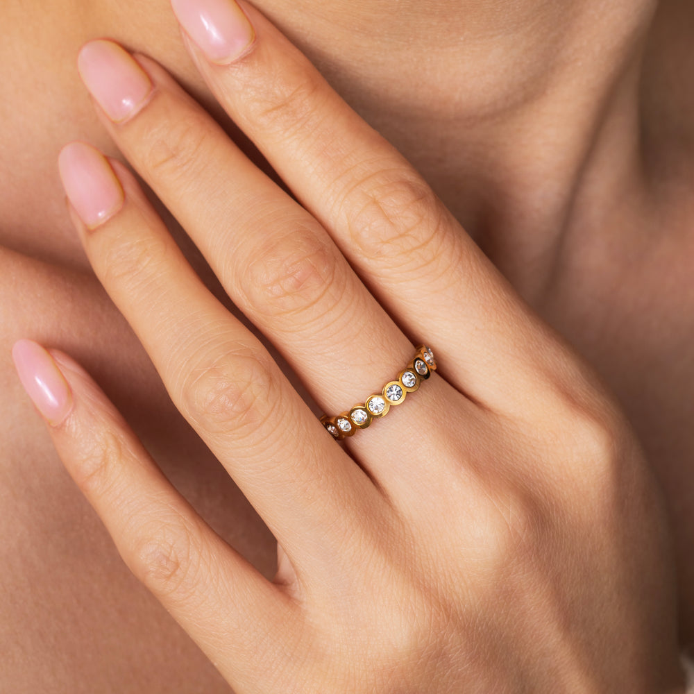 Bezel Set Eternity Stacking Ring - Gold / 6
