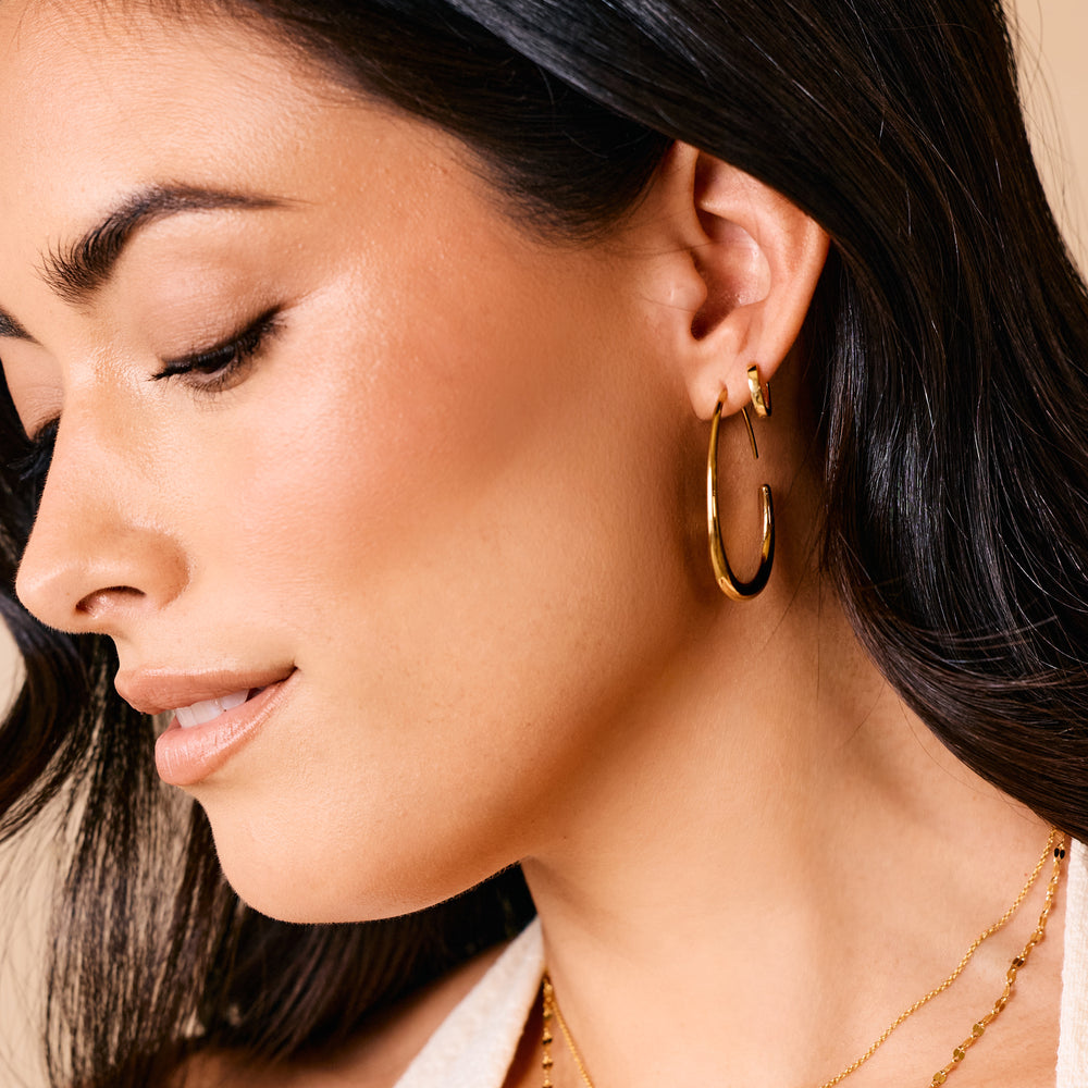 Fluid Hoop Earrings - Gold