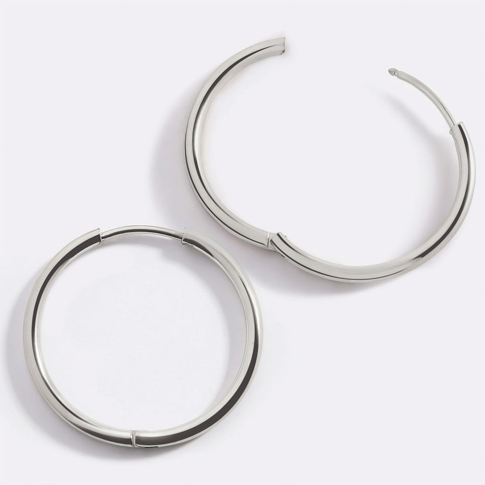 Small Hoop Earrings - Silver / 18MM