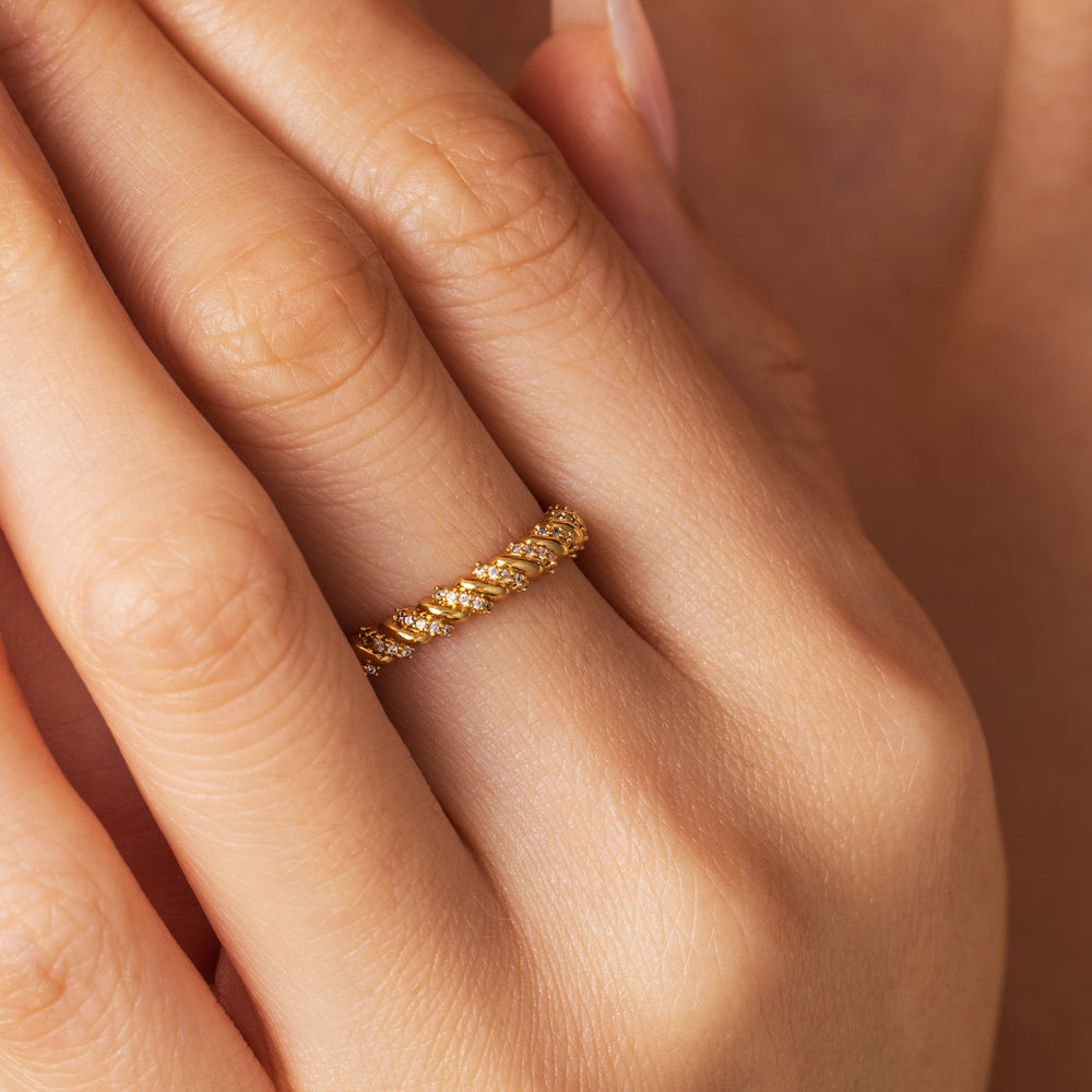 Golden Helix Ring - Gold / 5