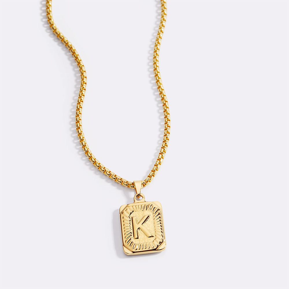 Letter K Pendant Necklace In Gold | Kendra Scott - Foto 12