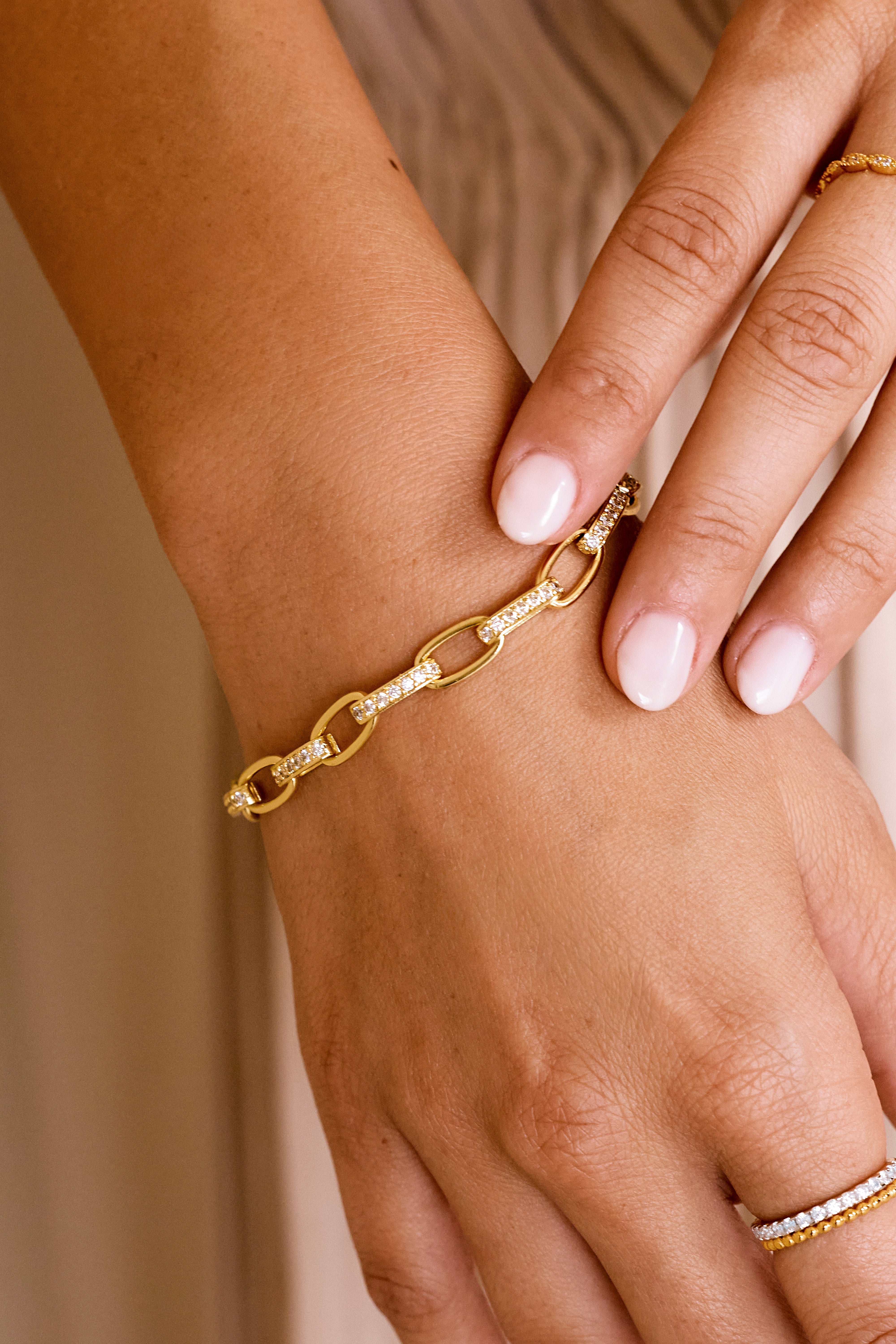 Interlinked Diamond Paperclip Bracelet – Mint & Lily