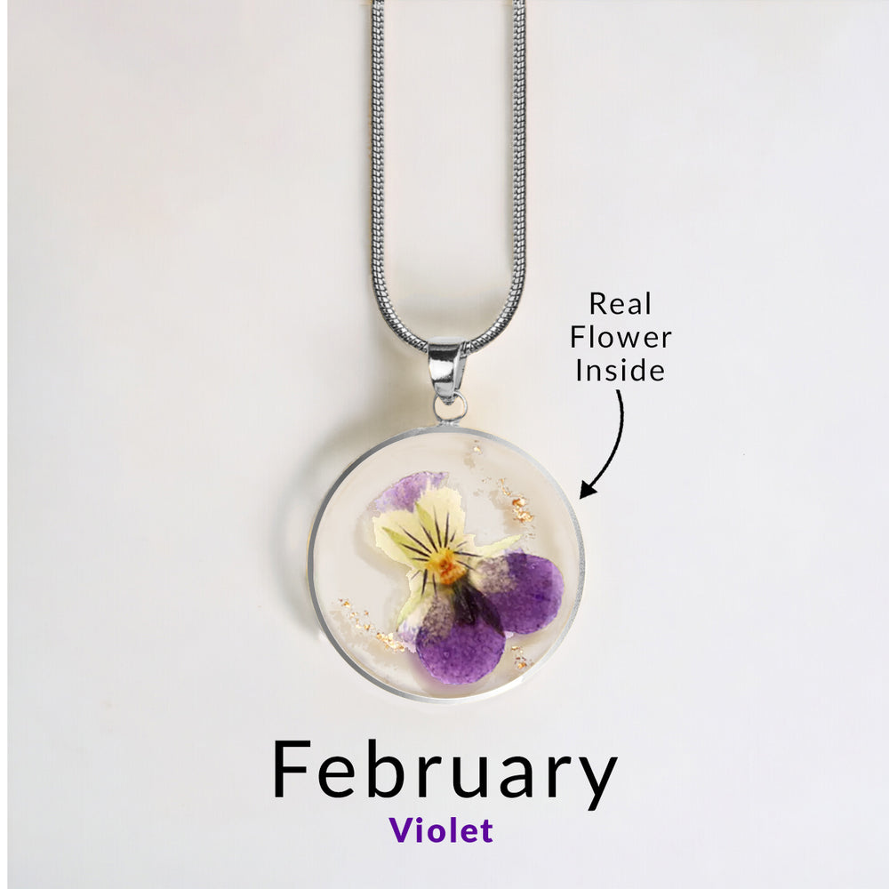 Collar de flor de nacimiento prensada - Plata / Febrero / 1.2"