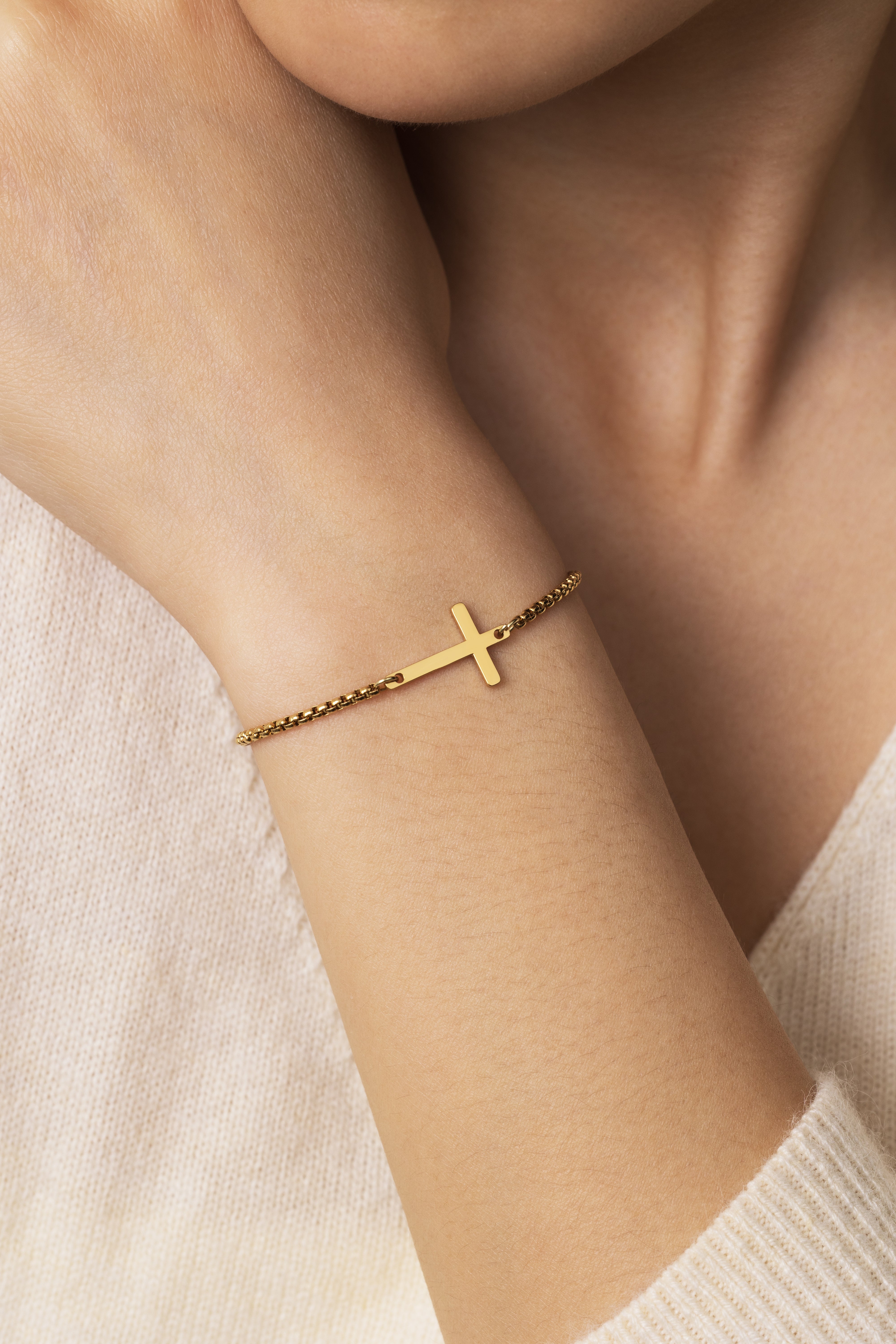 Sideways Cross Slider Bracelet – Mint & Lily