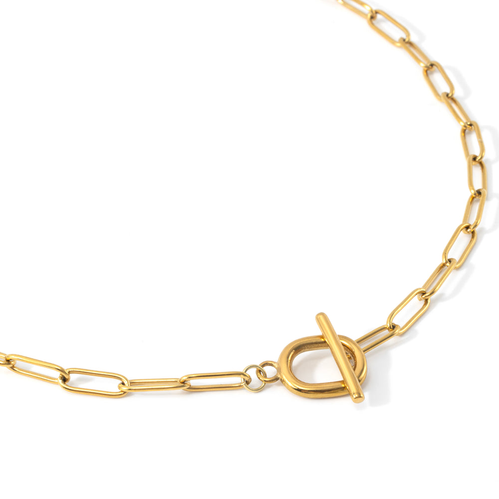 Toggle Clasp Paperclip Chain Necklace - Gold / 18"