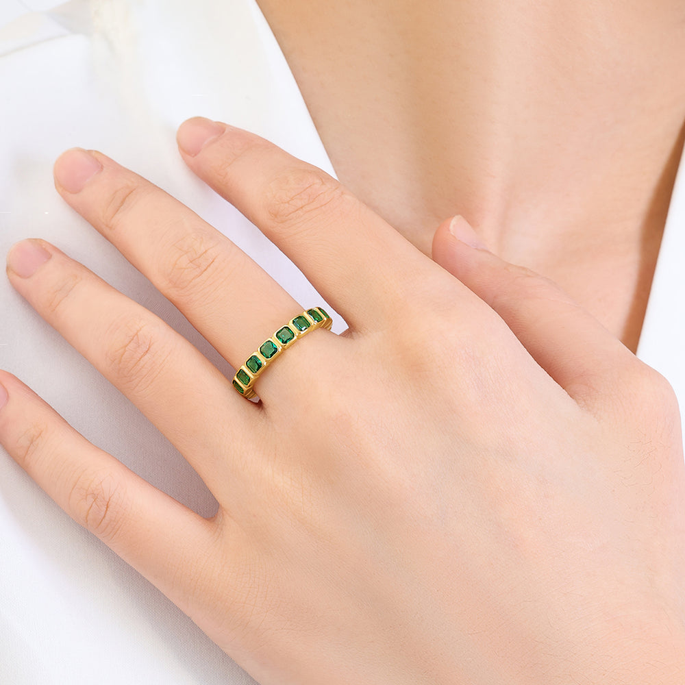 https://www.dropbox.com/scl/fi/d531gjc5ctgztozwd2tzv/Asscher-Cut-Birthstone-Eternity-Ring_17.jpg?rlkey=j9jbf7xjtfad9lmldxecxozjx&st=uk8fbjpt&dl=0