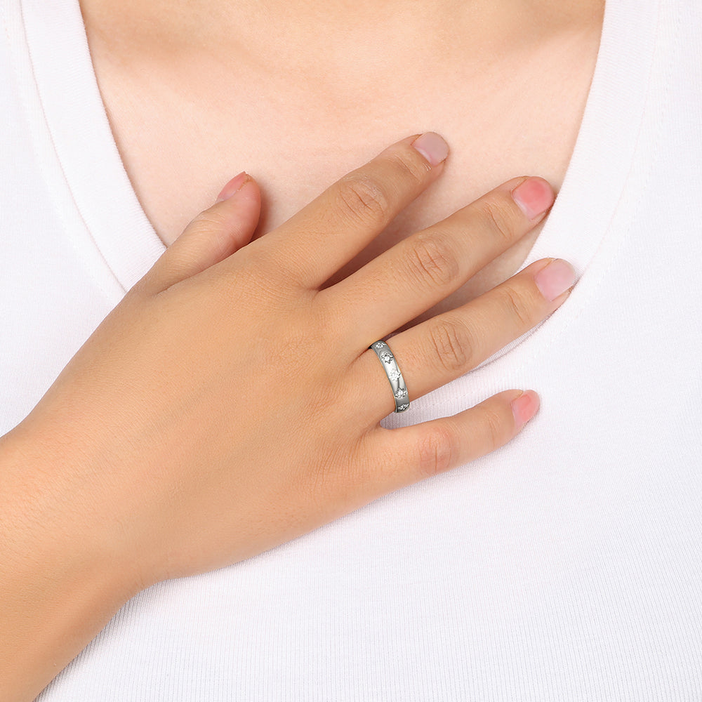 Star Set Stacking Ring - Silver / 10