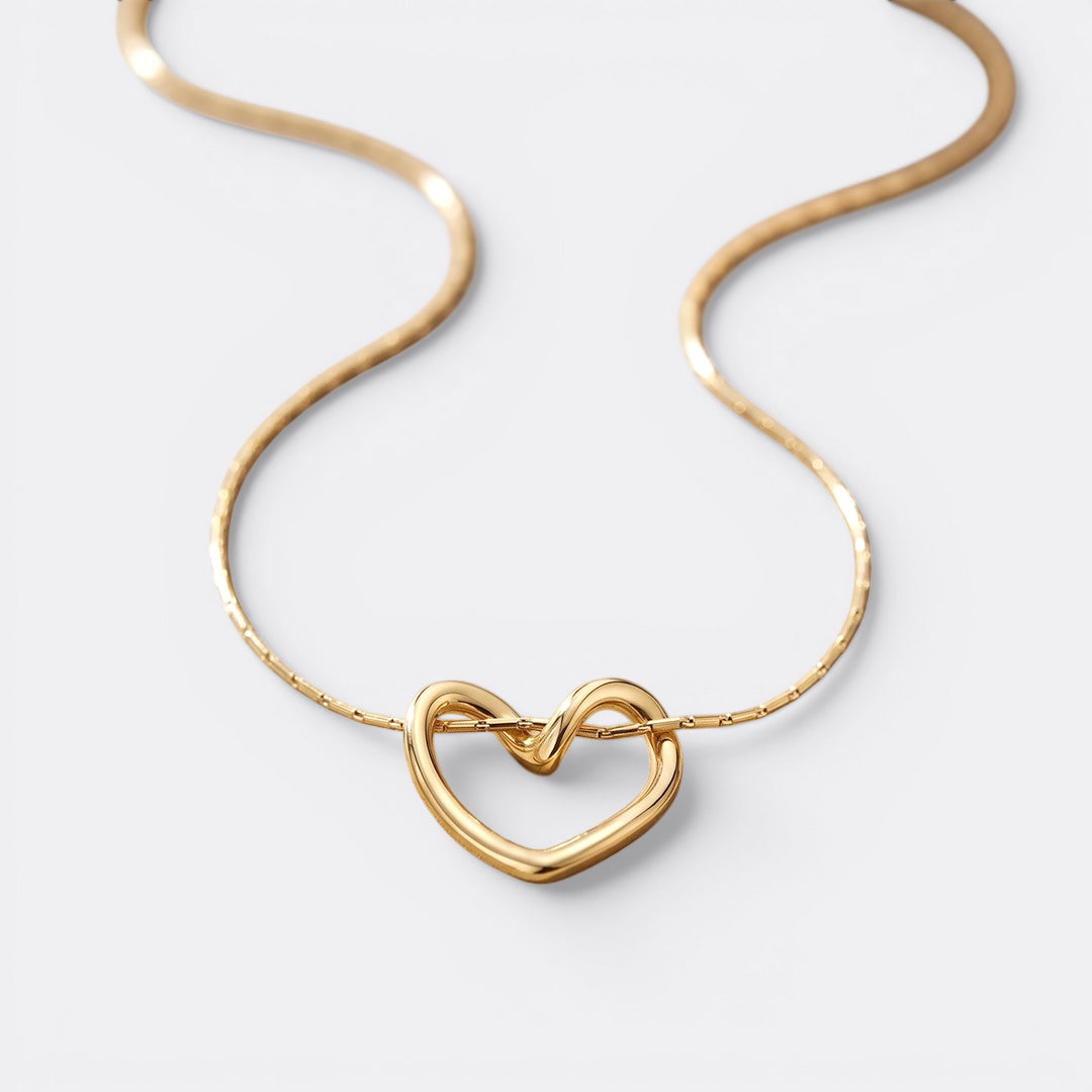 Open Heart Necklace – Mint & Lily