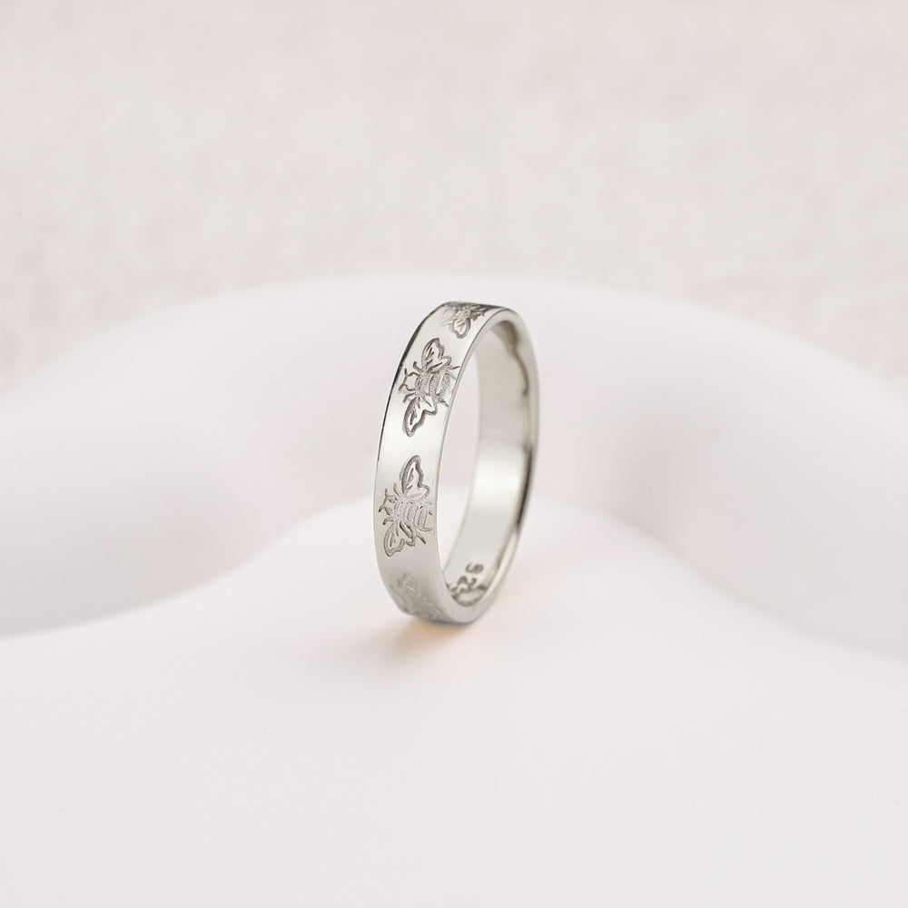 Stamped Honey Bee Band - 925 Sterling Silver / 5