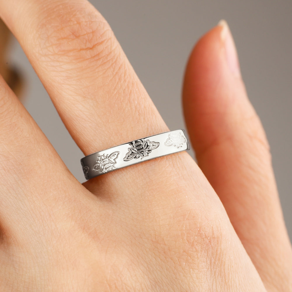 Stamped Honey Bee Band - 925 Sterling Silver / 5