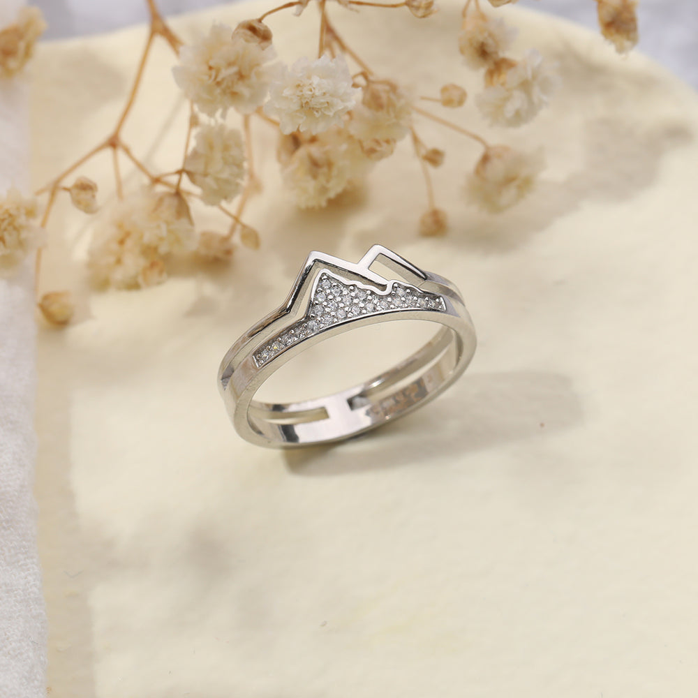 Faith Moves Mountains Pavé Mountain Ring - Silver / 5