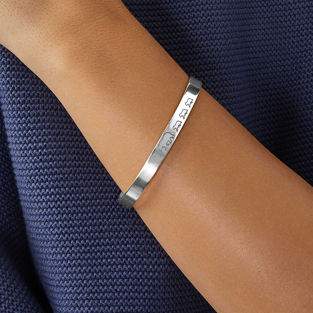 Mama Bear & Her Baby Bears Engraved Cuff Bracelet - Silver / Mama + 2 Cubs / Personalized