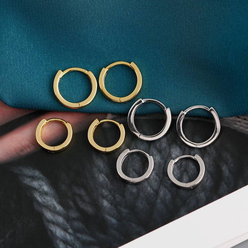 Block Huggie Earrings - 18k Gold Plated / 9mm