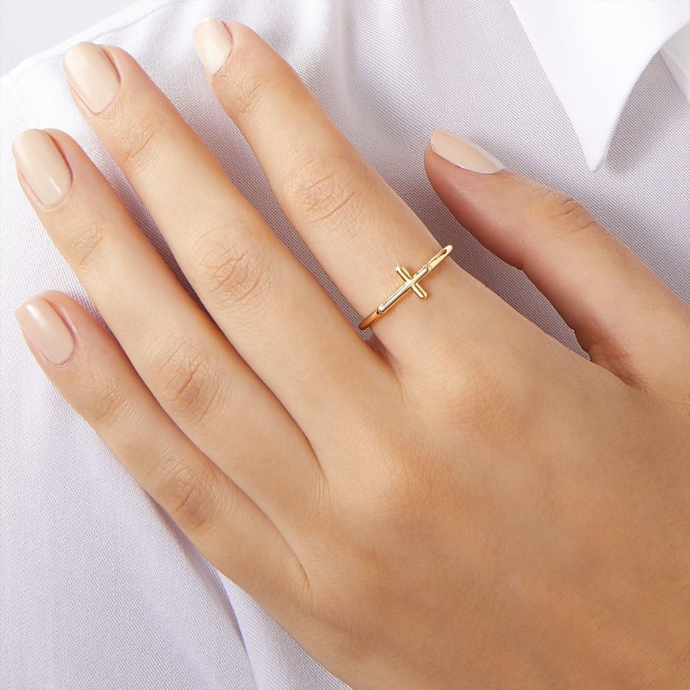 Horizon Cross Ring - 18k Gold Plated / US 7
