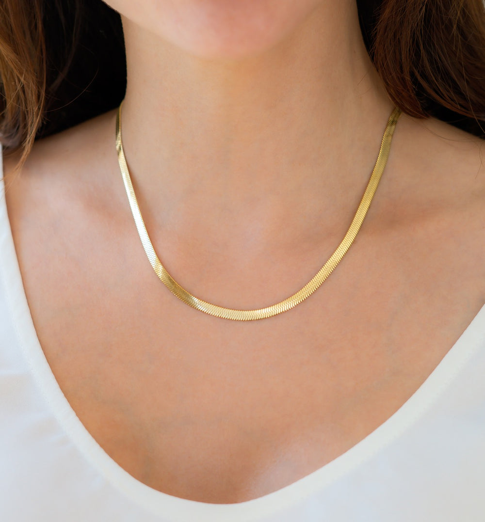Herringbone Gold Chain Necklace – Mint Lily