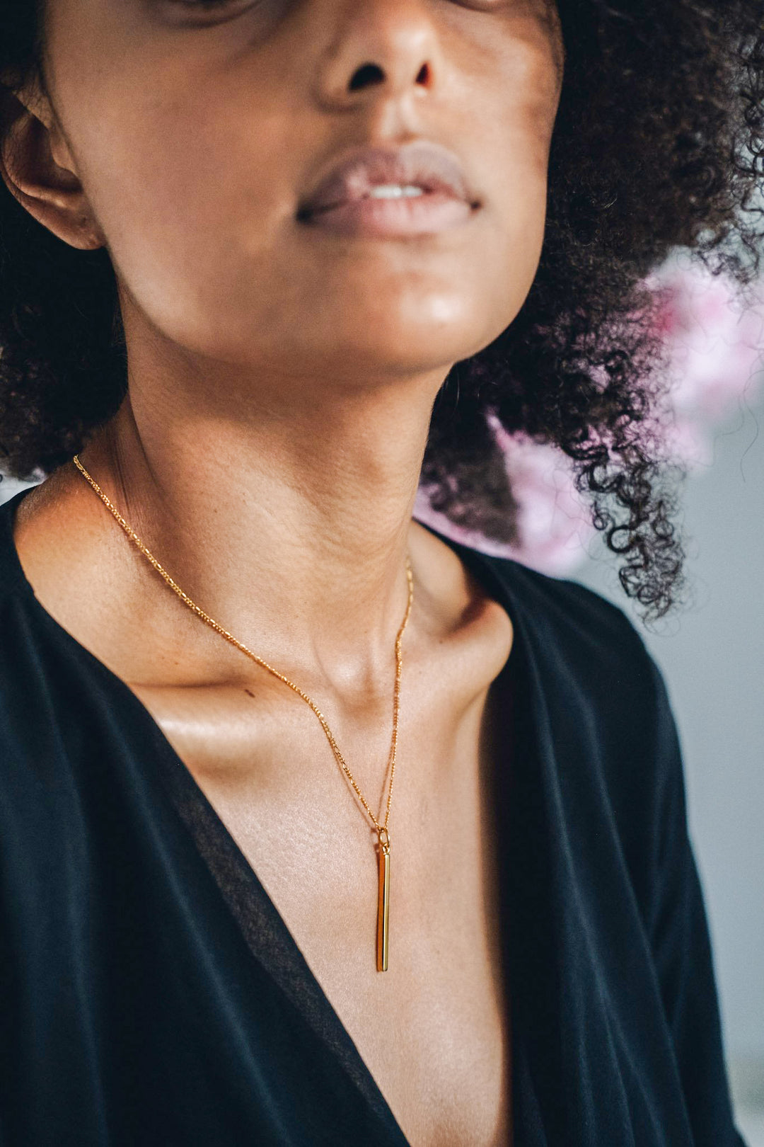 Muse Pillar Bar Necklace Mint & Lily