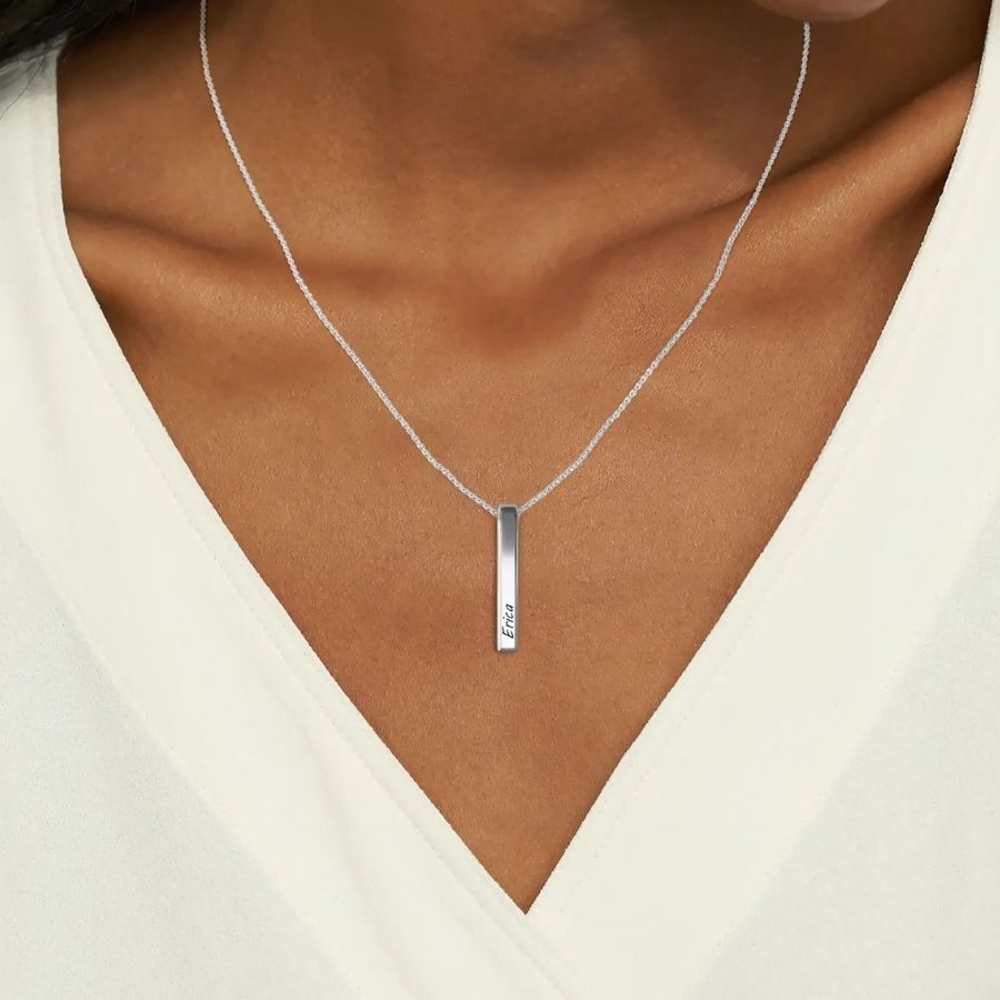 Muse Pillar Bar Necklace Mint & Lily