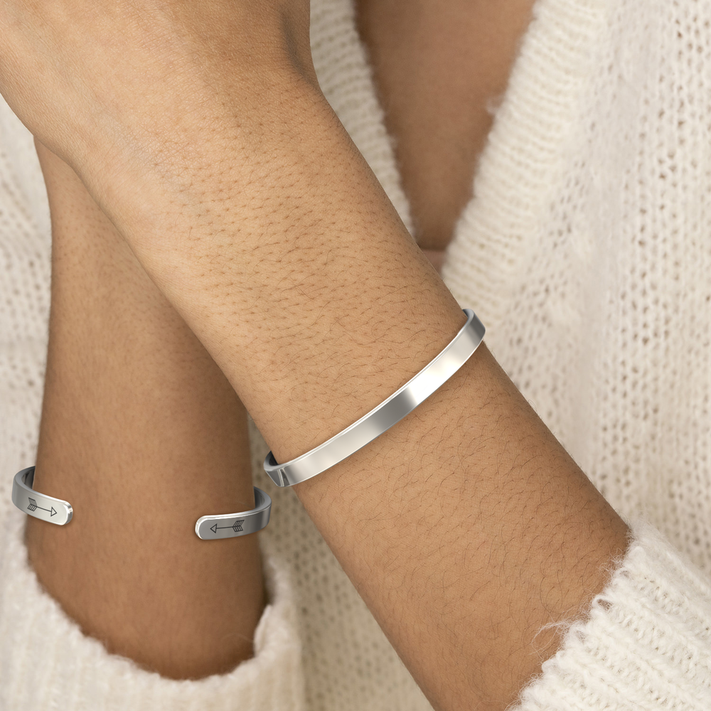 Mama Bear & Her Baby Bears Engraved Cuff Bracelet - Silver / Mama + 2 Cubs / Personalized